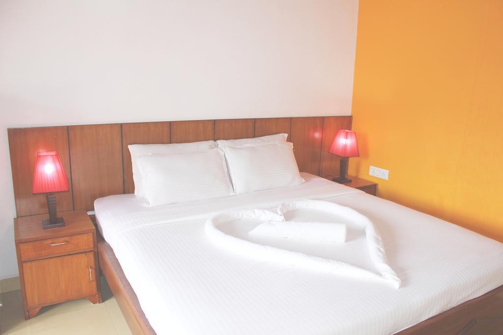 Silver Sands Sunshine - Angaara सहारा Candolim
